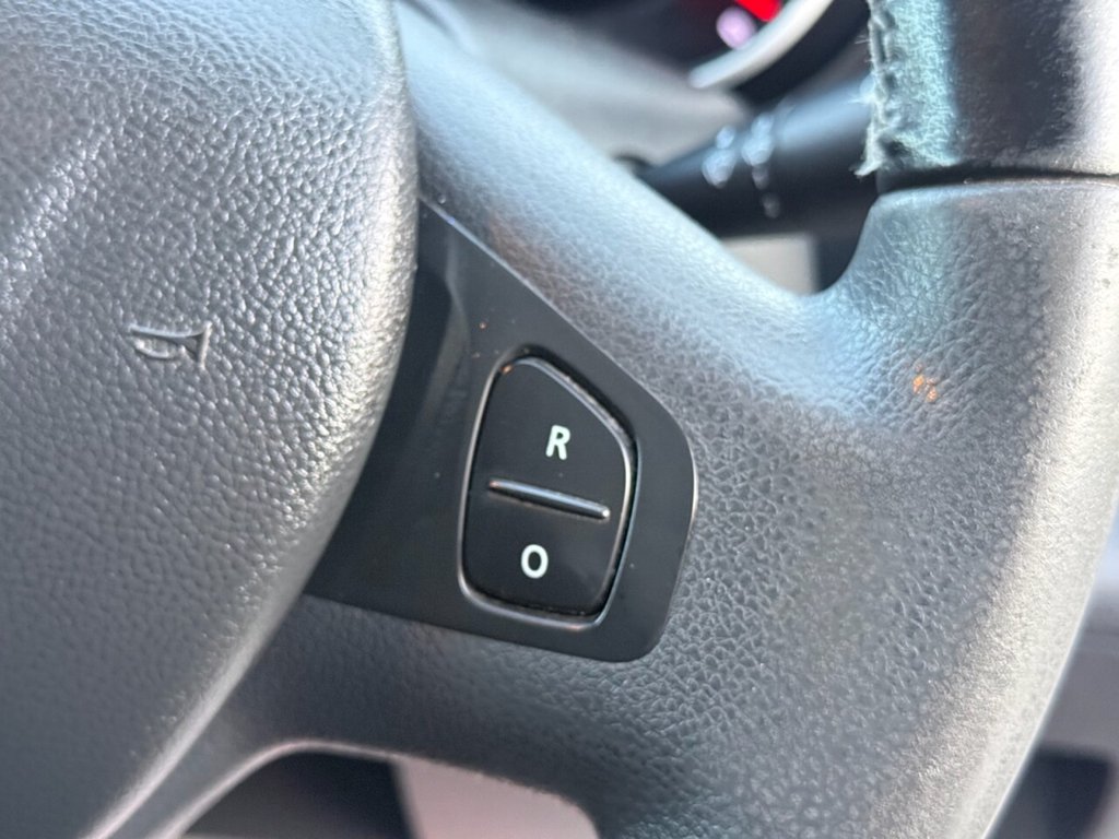 Used Vauxhall Vivaro 2017 for sale - 77600249: Photo 12