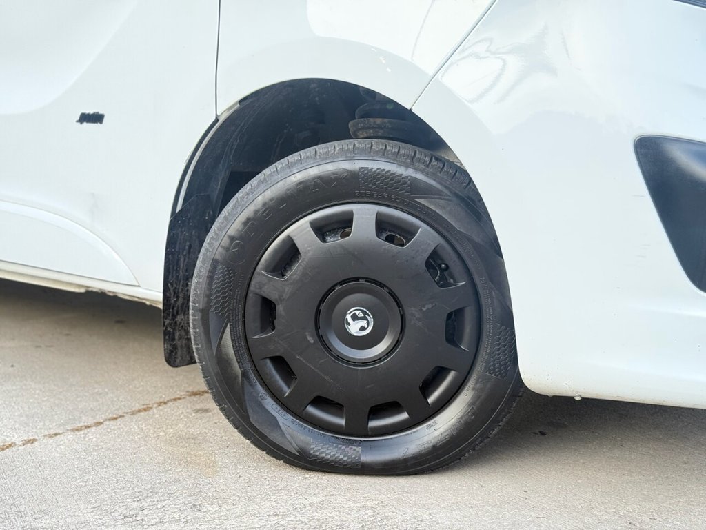 Used Vauxhall Vivaro 2017 for sale - 77600249: Photo 5