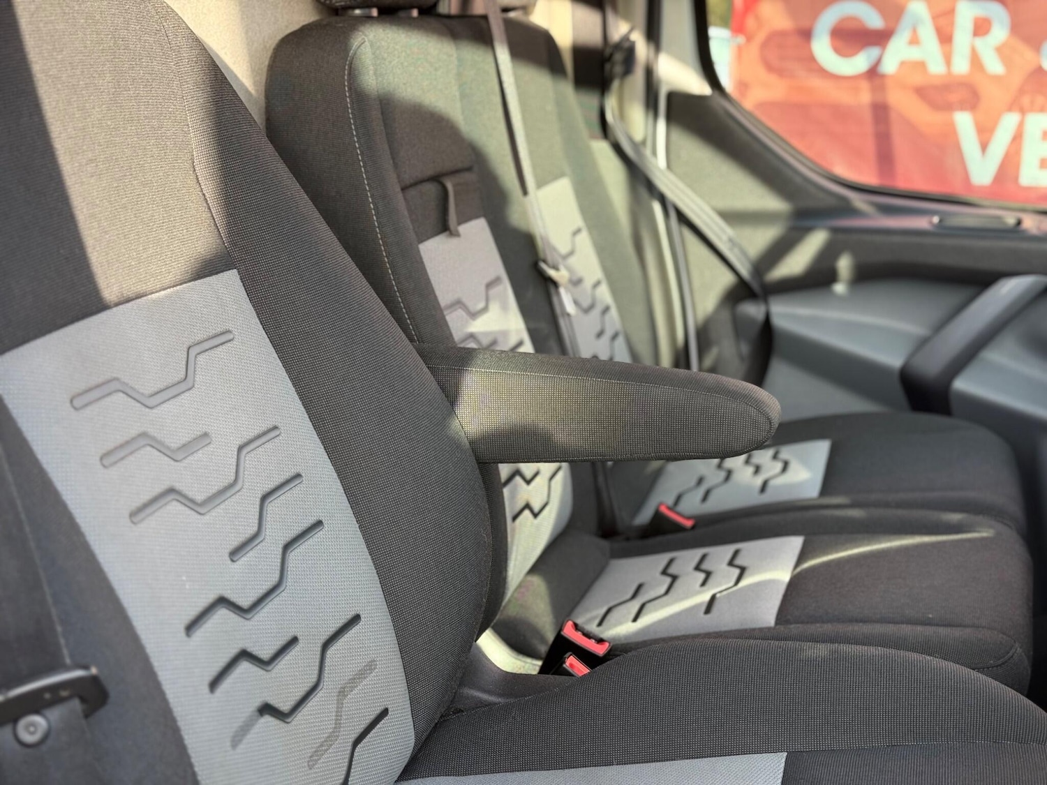 Used Ford Transit Custom 2017 for sale - 77344622: Photo 12