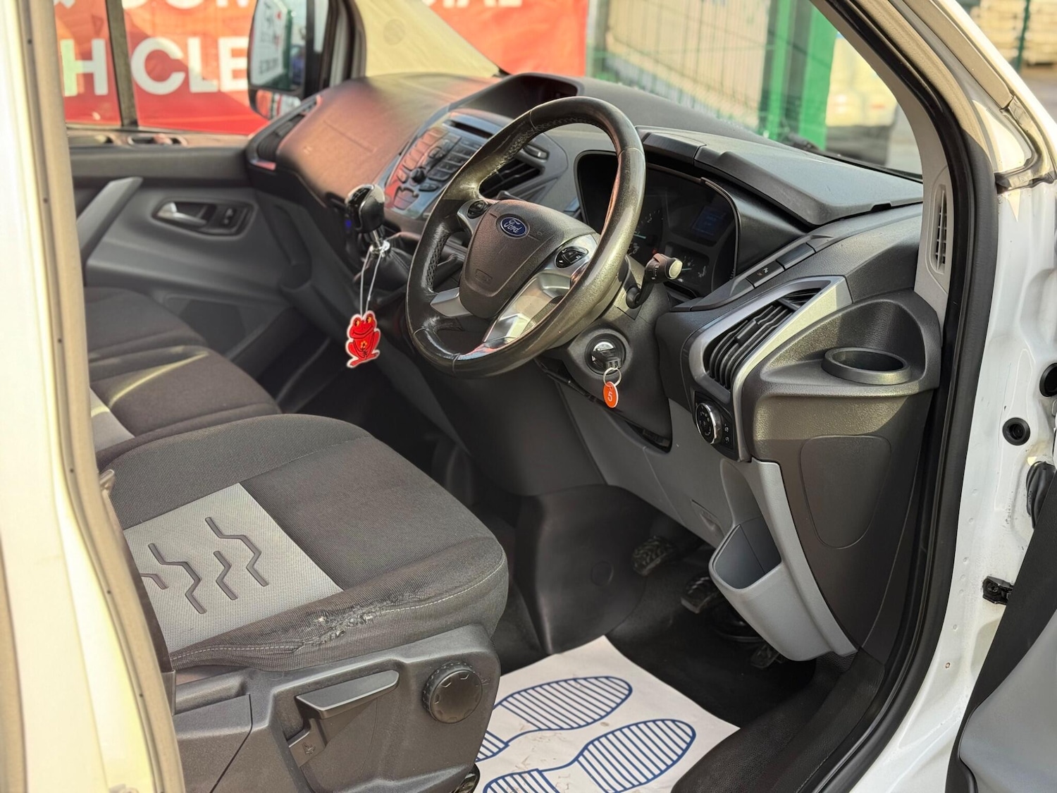 Used Ford Transit Custom 2017 for sale - 77344622: Photo 14