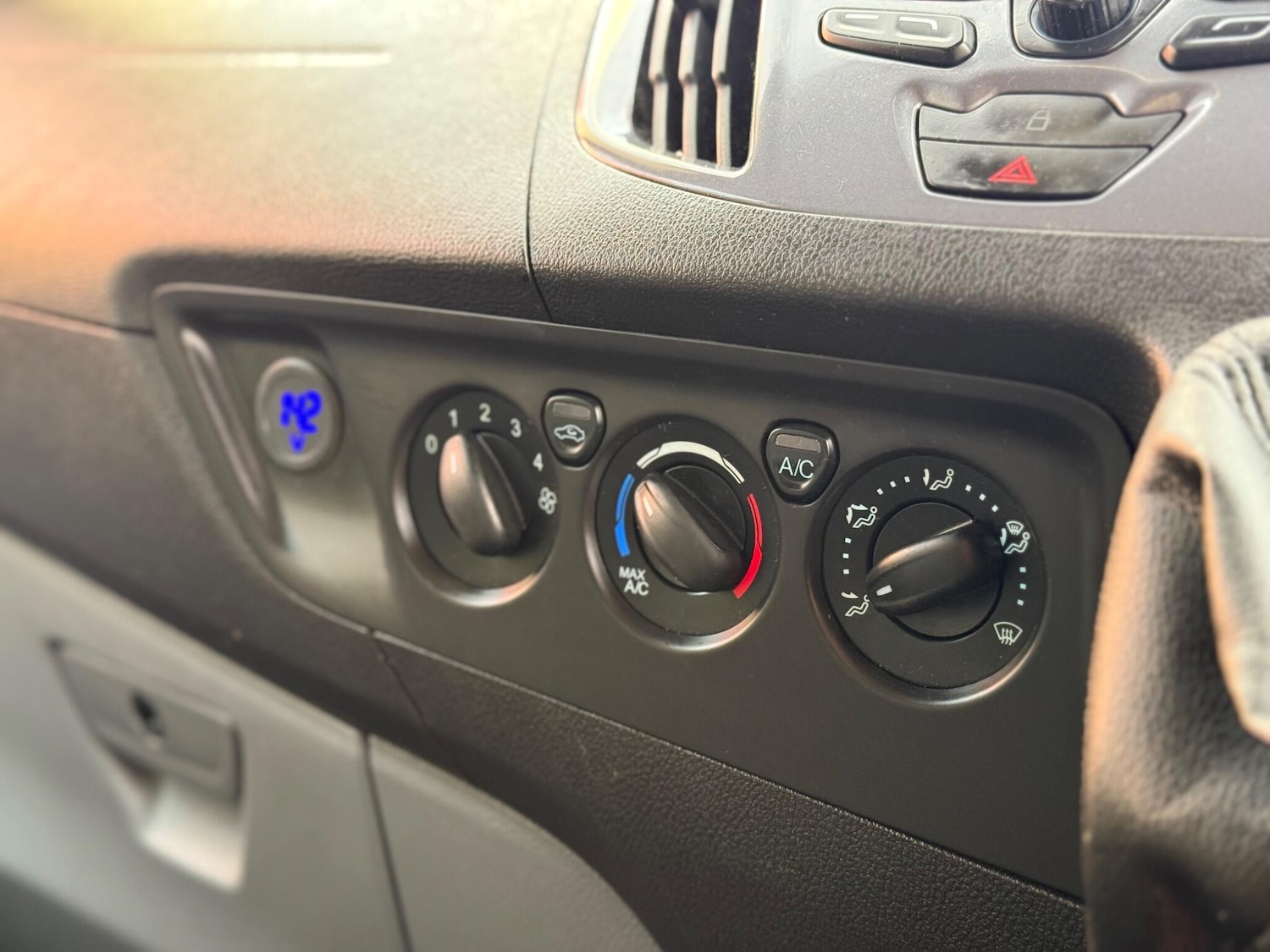 Used Ford Transit Custom 2017 for sale - 77344622: Photo 21