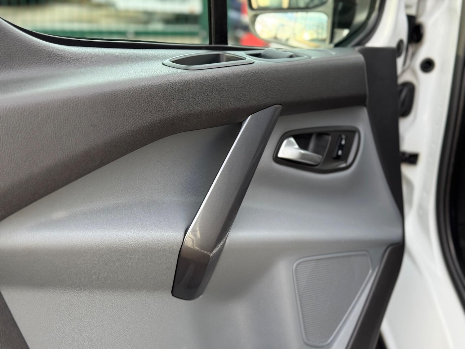 Used Ford Transit Custom 2017 for sale - 77344622: Photo 48