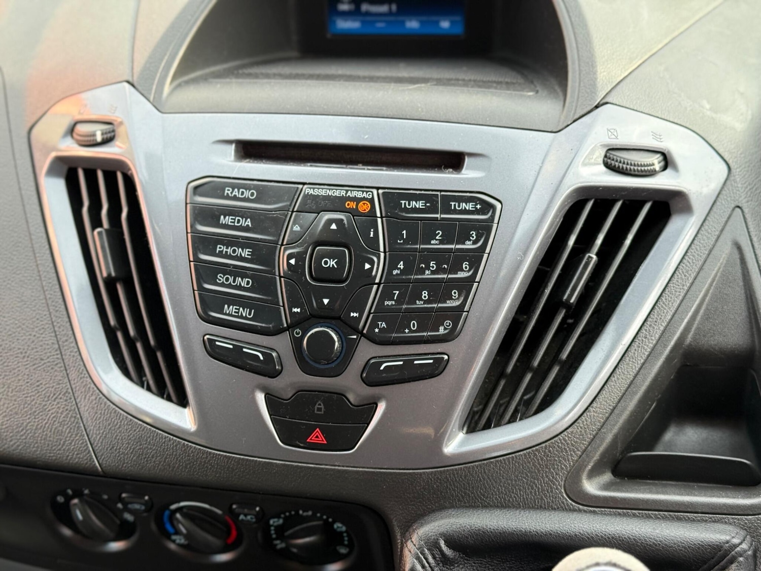 Used Ford Transit Custom 2017 for sale - 77344622: Photo 60