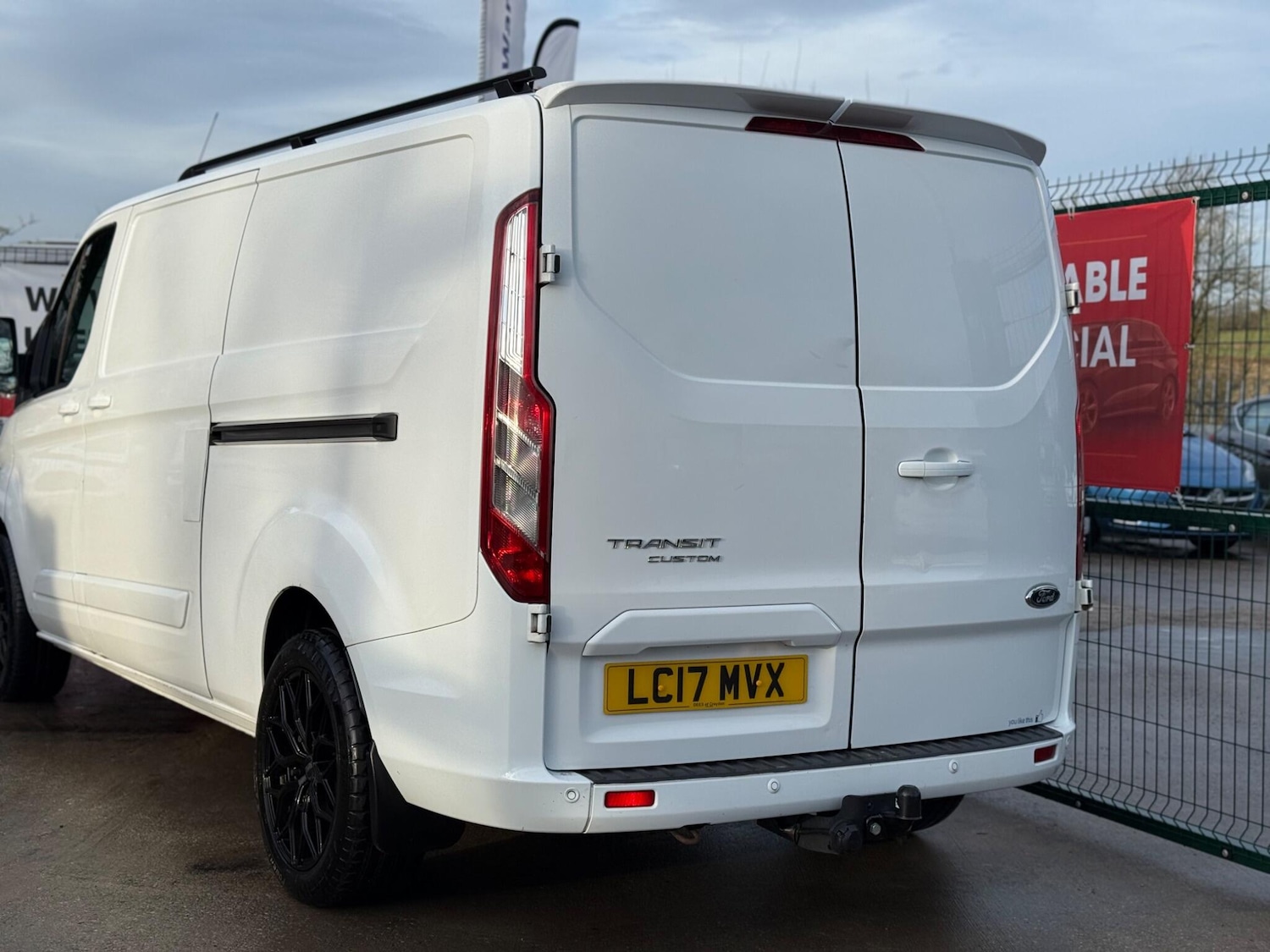 Used Ford Transit Custom 2017 for sale - 77344622: Photo 8