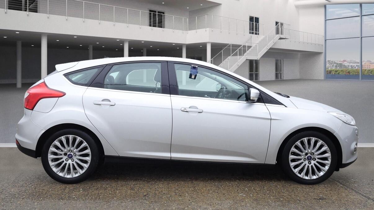 Used Ford Focus 2012 for sale - 76671533: Photo 8