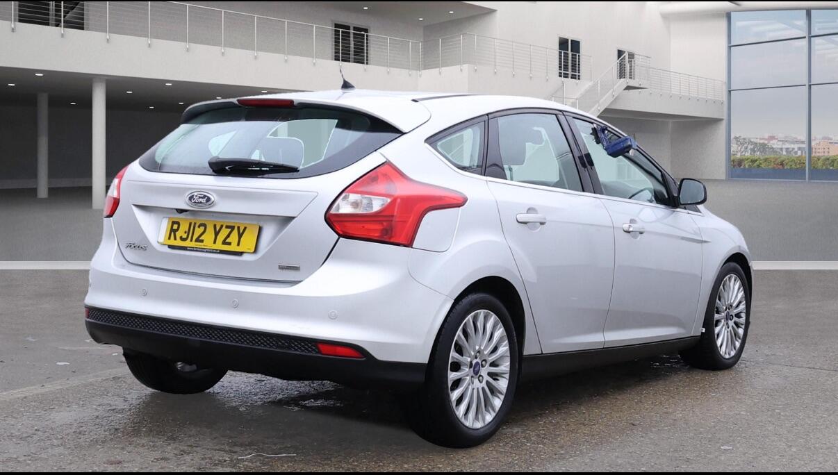 Used Ford Focus 2012 for sale - 76671533: Photo 9