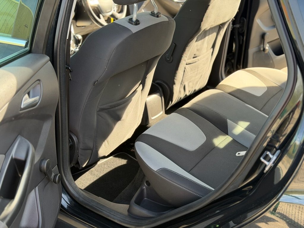 Used Ford Focus 2012 for sale - 78180959: Photo 30