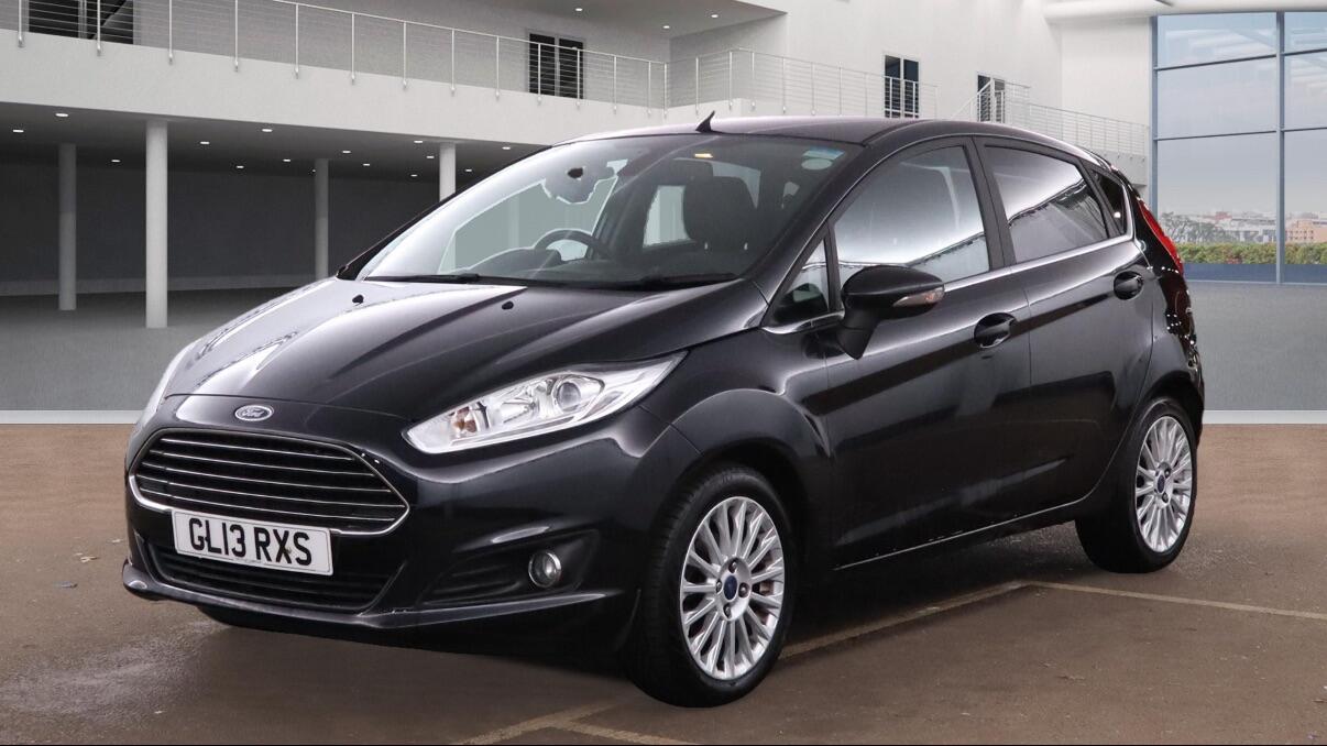 Used Ford Fiesta 2013 for sale - 76522074: Photo 2