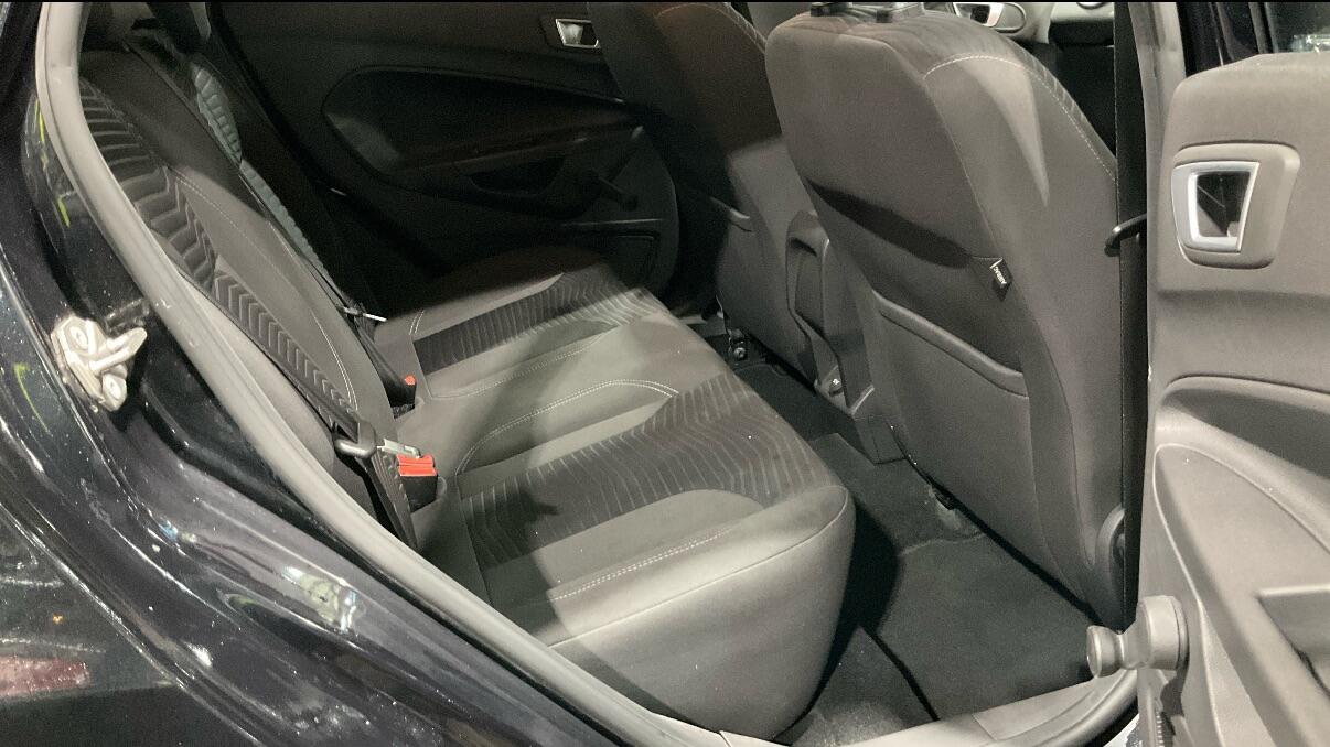 Used Ford Fiesta 2013 for sale - 76522074: Photo 8