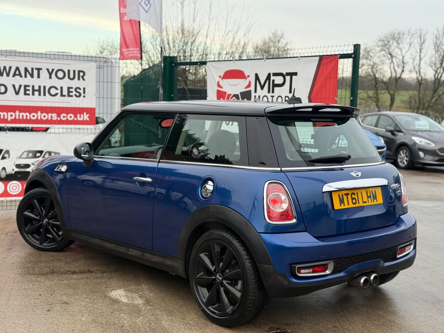 Used MINI Hatch 2011 for sale - 77344322: Photo 3