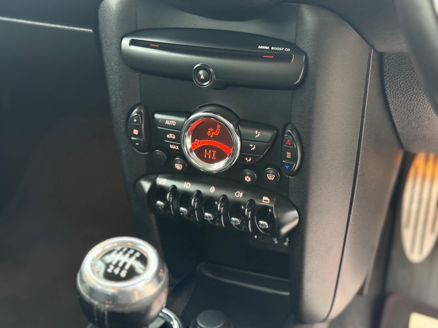 Used MINI Hatch 2011 for sale - 77344322: Photo 30