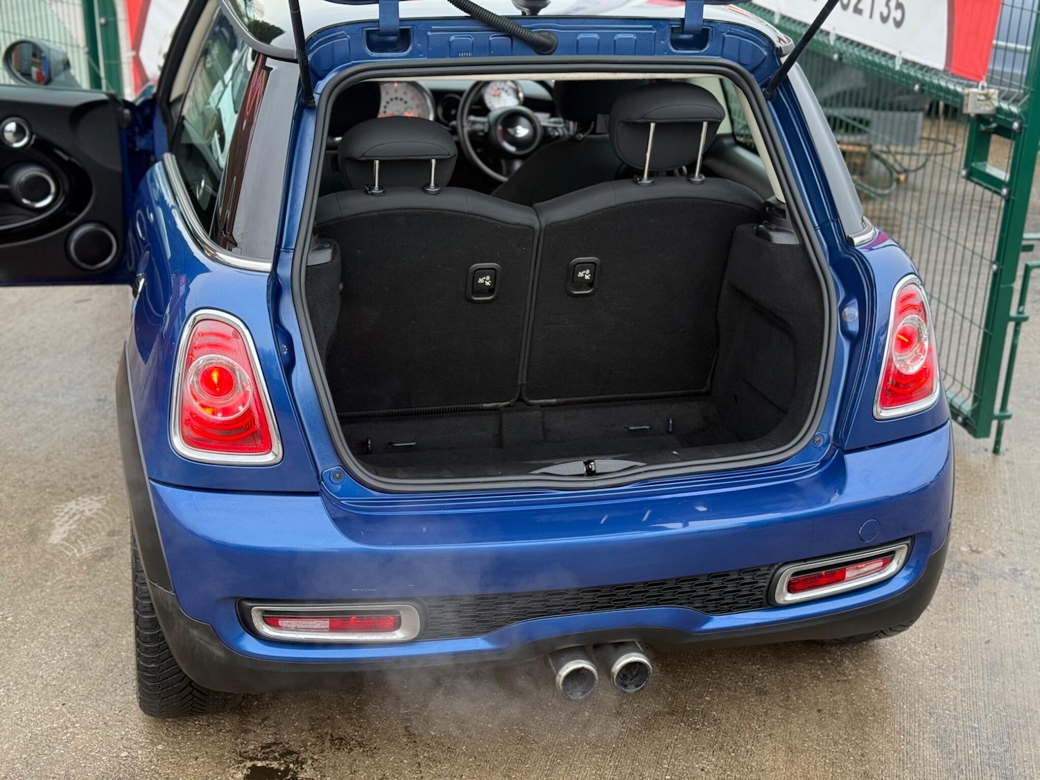 Used MINI Hatch 2011 for sale - 77344322: Photo 42