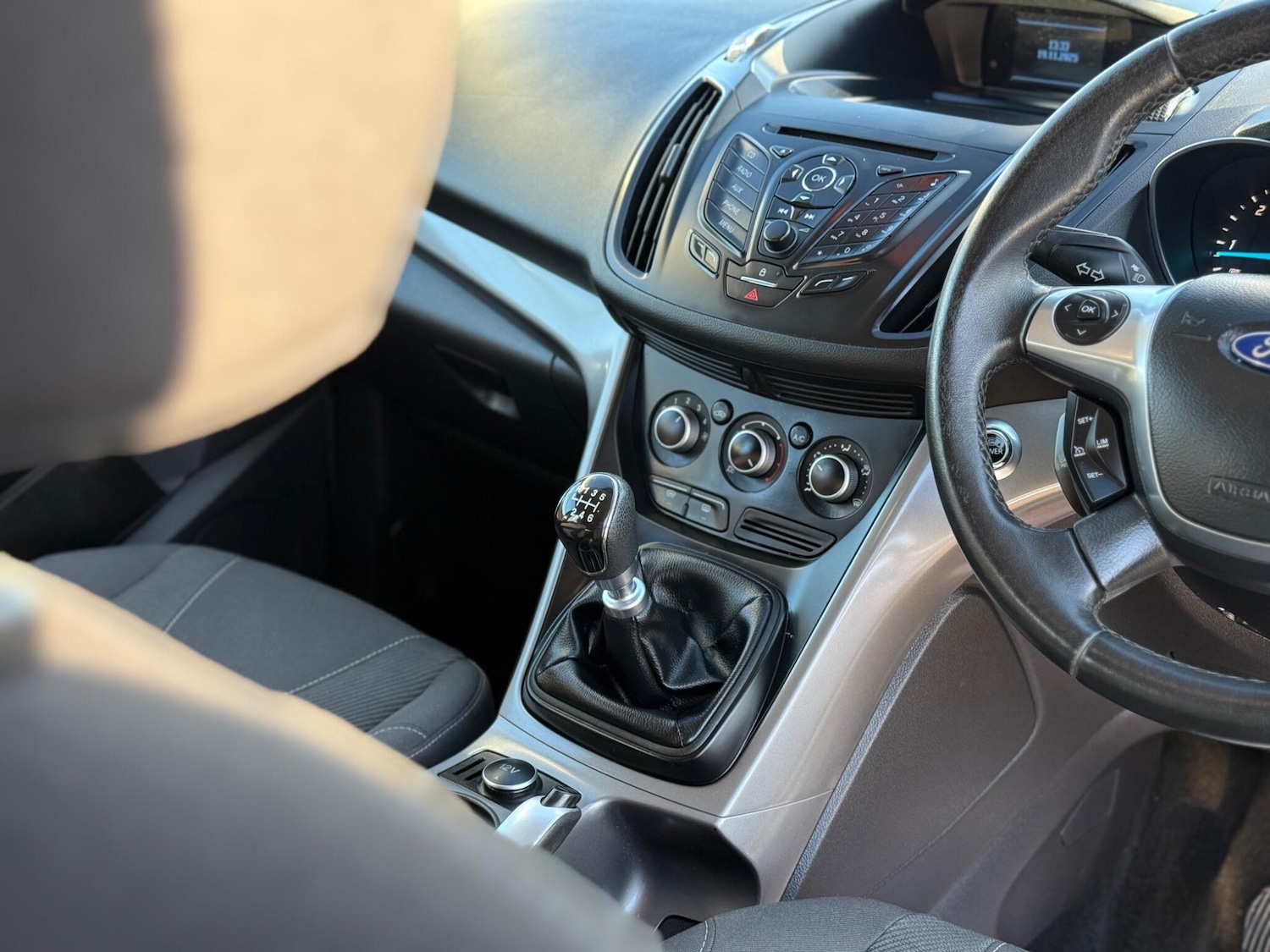 Used Ford Kuga 2013 for sale - 76349350: Photo 14