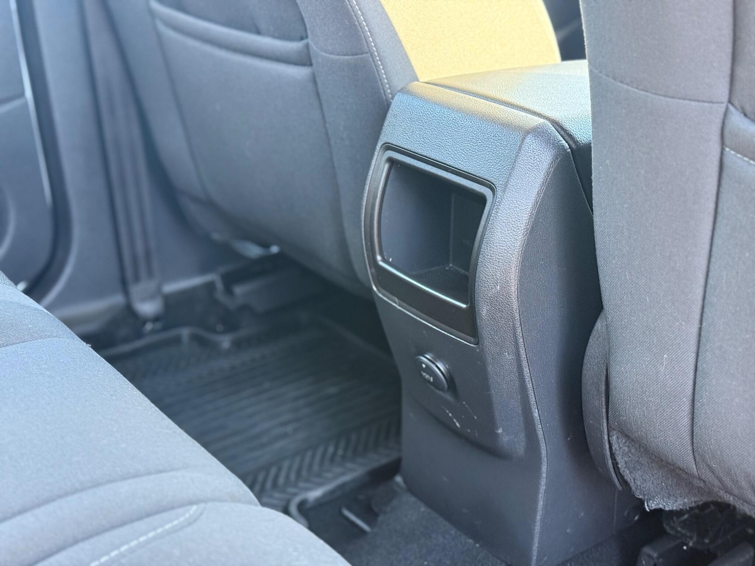 Used Ford Kuga 2013 for sale - 76349350: Photo 19