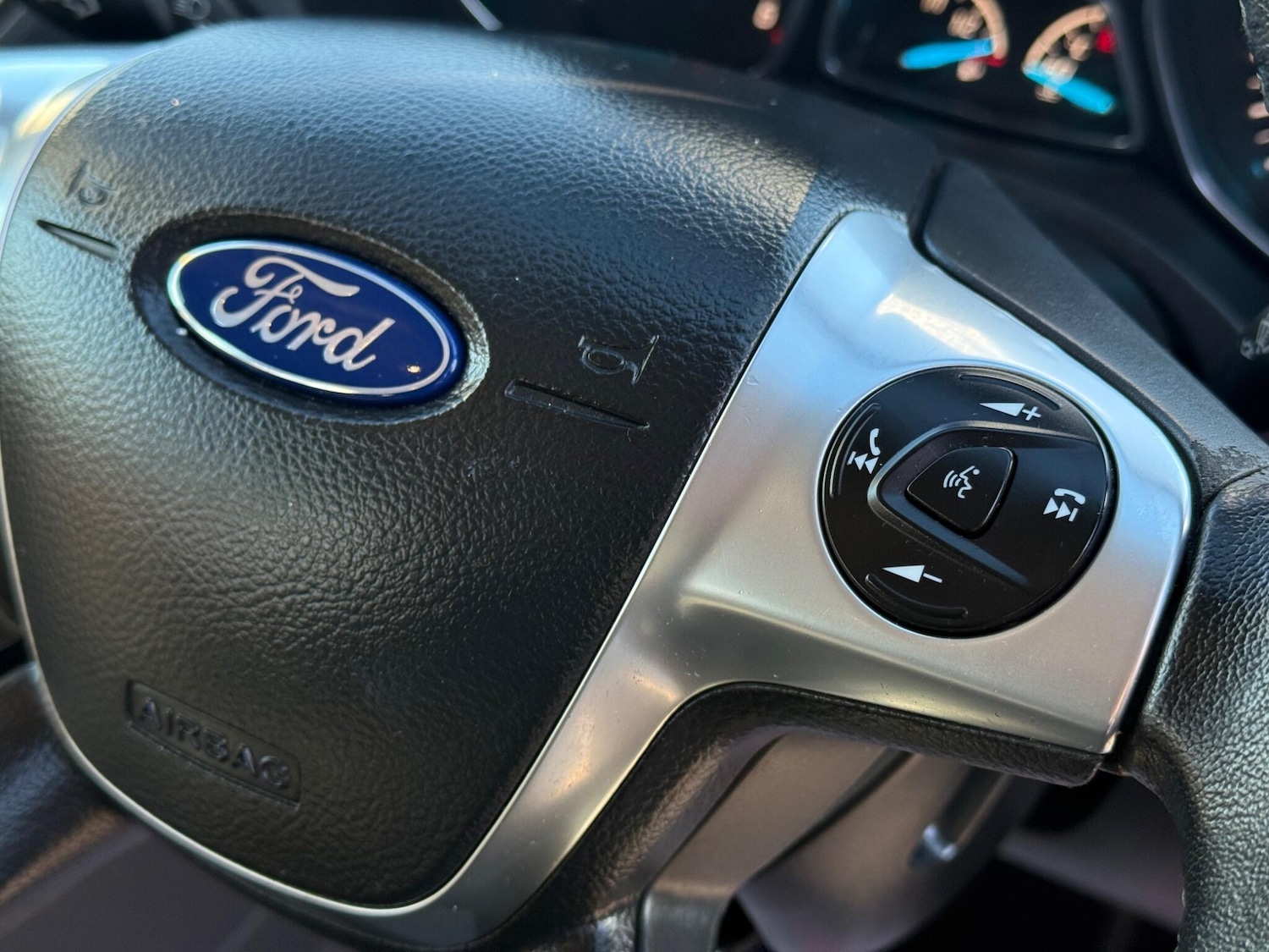 Used Ford Kuga 2013 for sale - 76349350: Photo 23