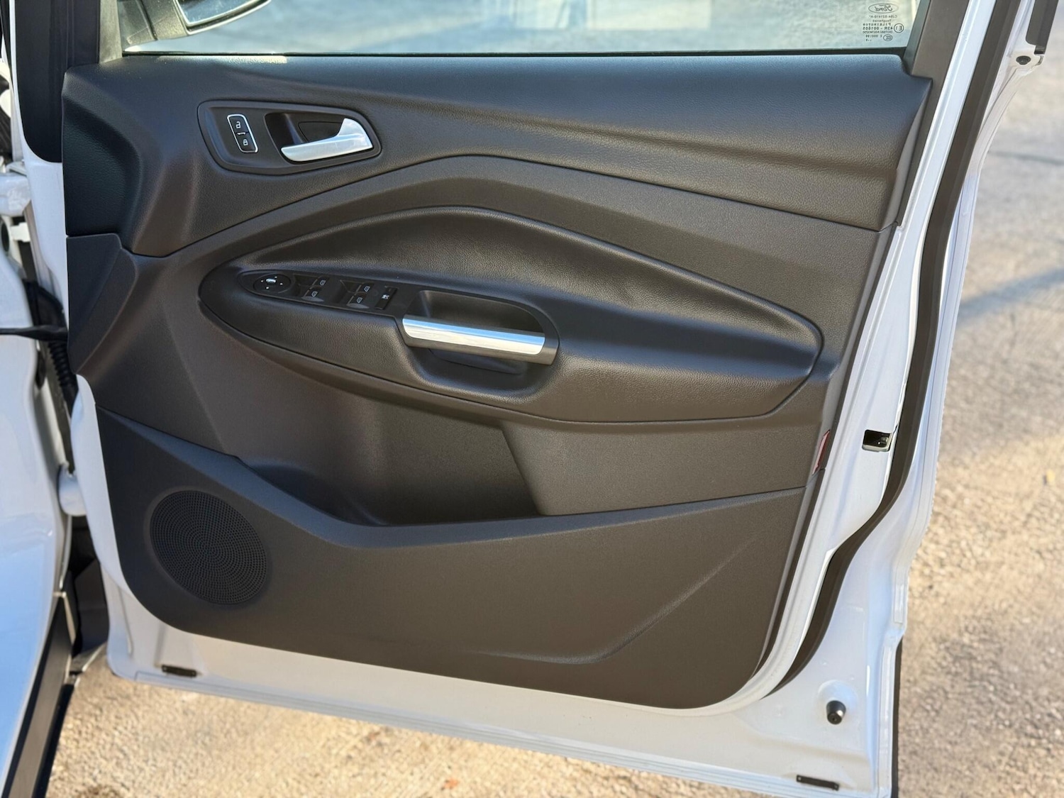 Used Ford Kuga 2013 for sale - 76349350: Photo 27