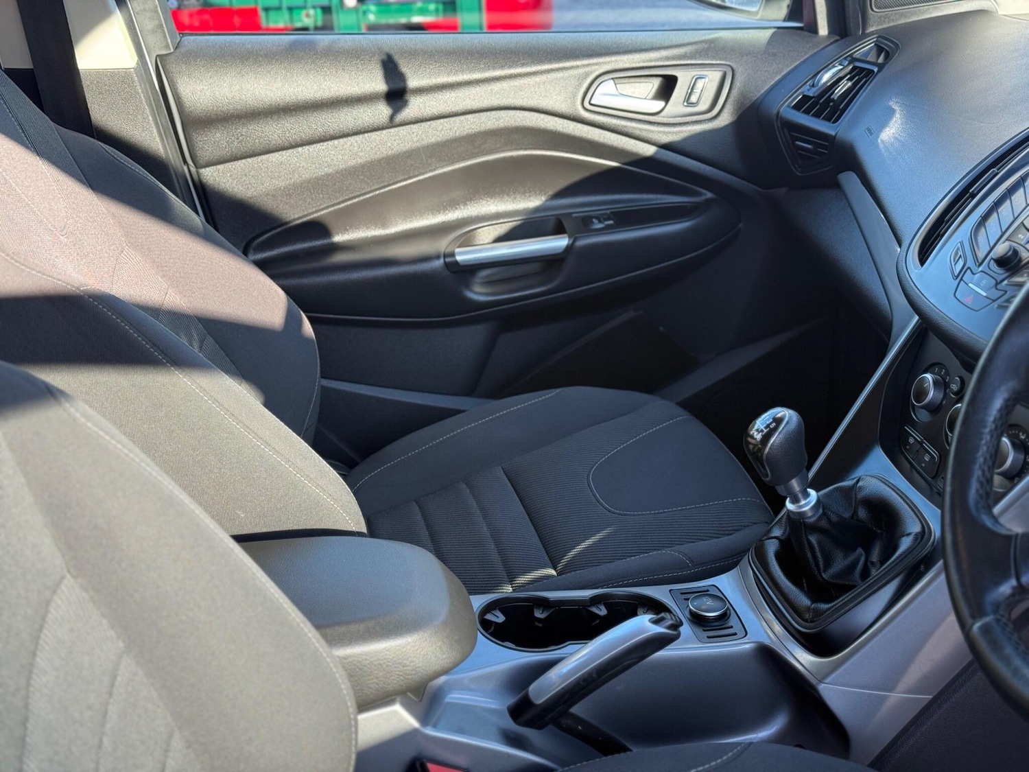 Used Ford Kuga 2013 for sale - 76349350: Photo 35