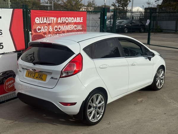Used Ford Fiesta 2013 for sale - 76136655: Photo 10