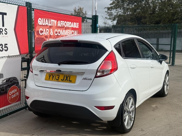 Used Ford Fiesta 2013 for sale - 76136655: Photo 11