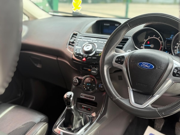 Used Ford Fiesta 2013 for sale - 76136655: Photo 17