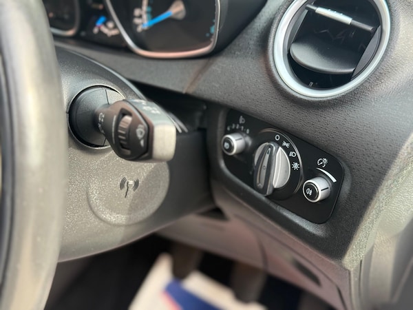 Used Ford Fiesta 2013 for sale - 76136655: Photo 23