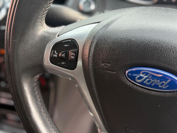 Used Ford Fiesta 2013 for sale - 76136655: Photo 25
