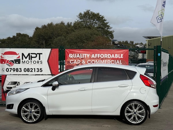 Used Ford Fiesta 2013 for sale - 76136655: Photo 7