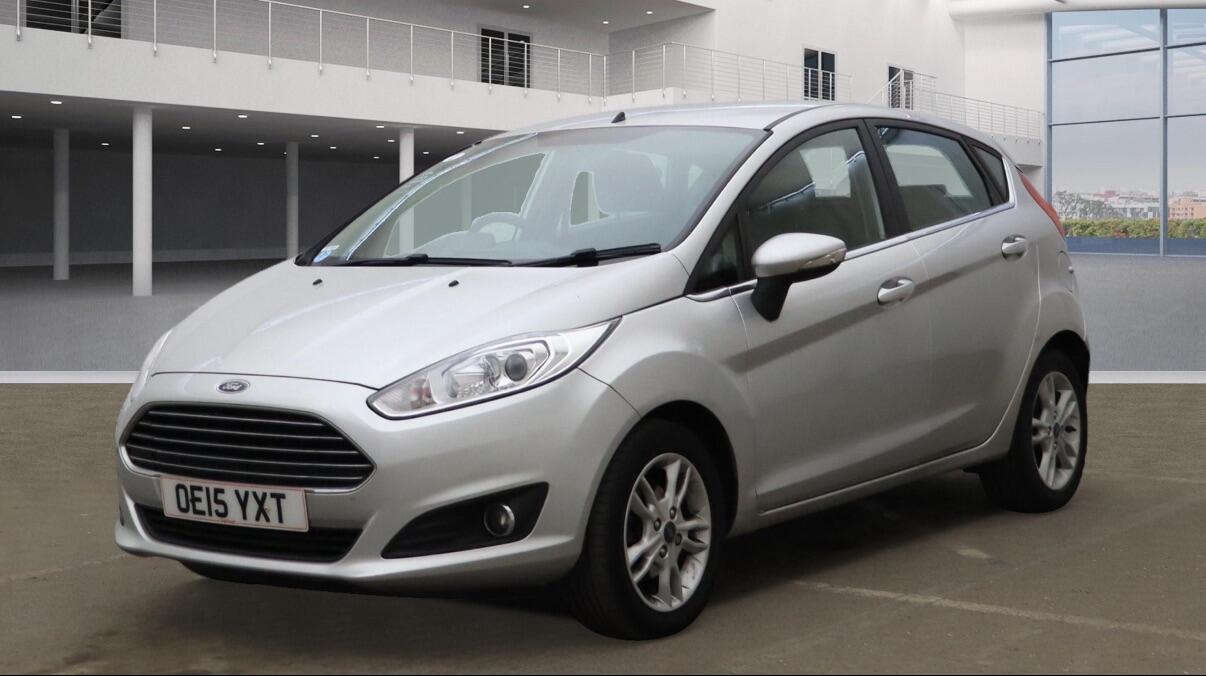 Used Ford Fiesta 2015 for sale - 76326637: Photo 2