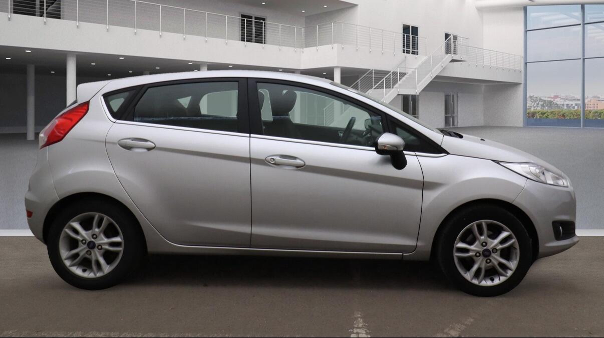 Used Ford Fiesta 2015 for sale - 76326637: Photo 5