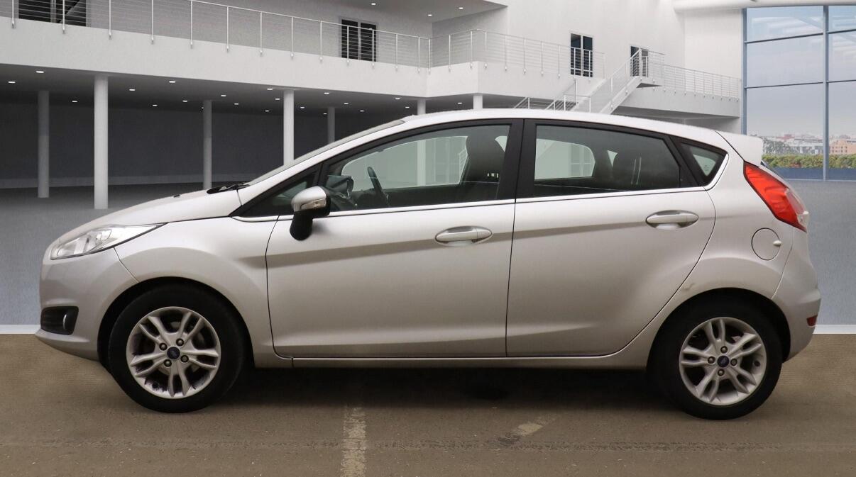Used Ford Fiesta 2015 for sale - 76326637: Photo 6