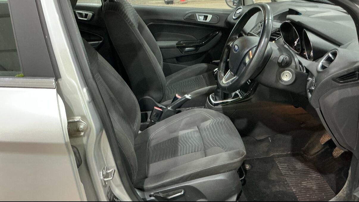 Used Ford Fiesta 2015 for sale - 76326637: Photo 7