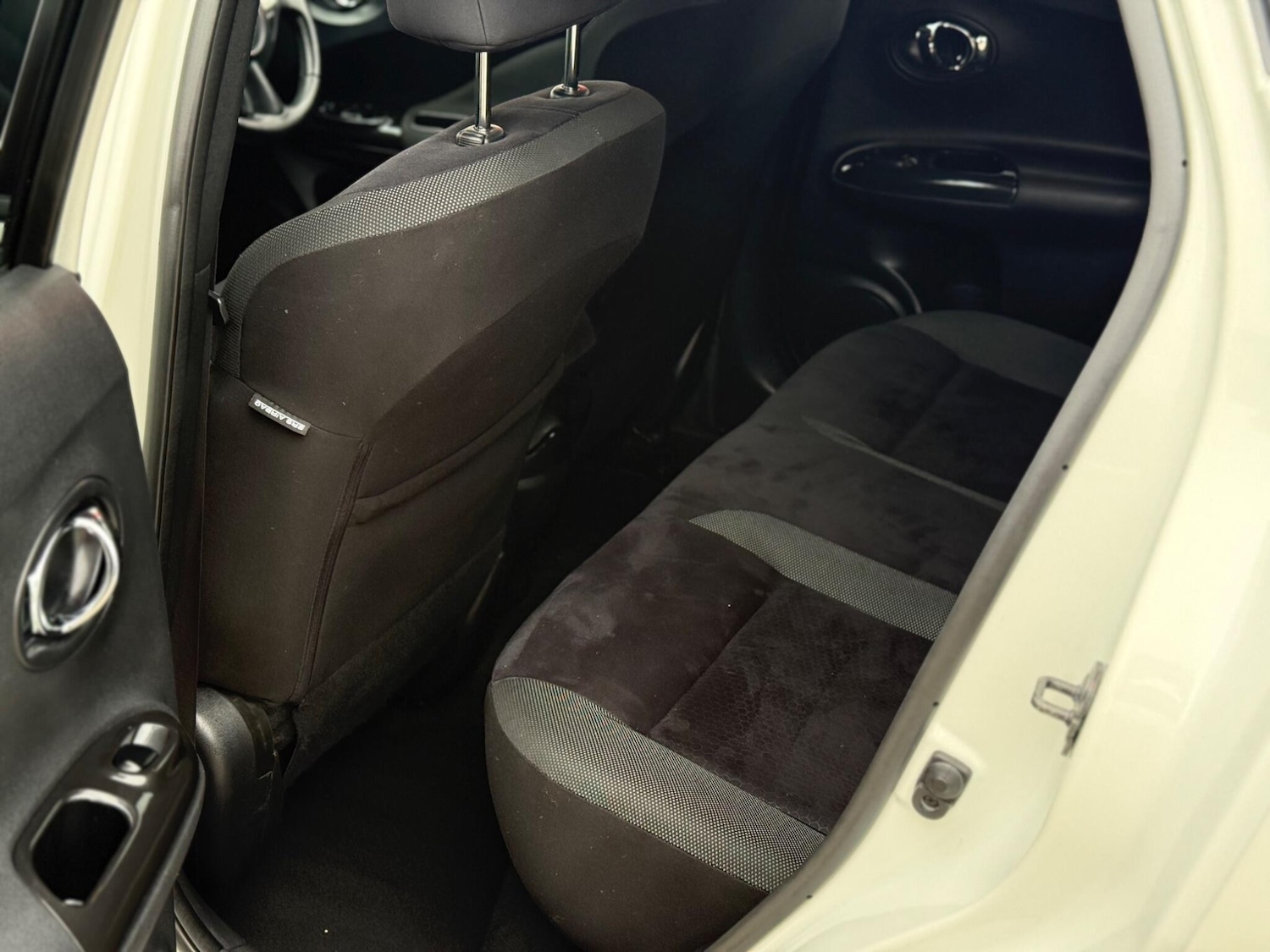 Used Nissan Juke 2015 for sale - 77344600: Photo 17