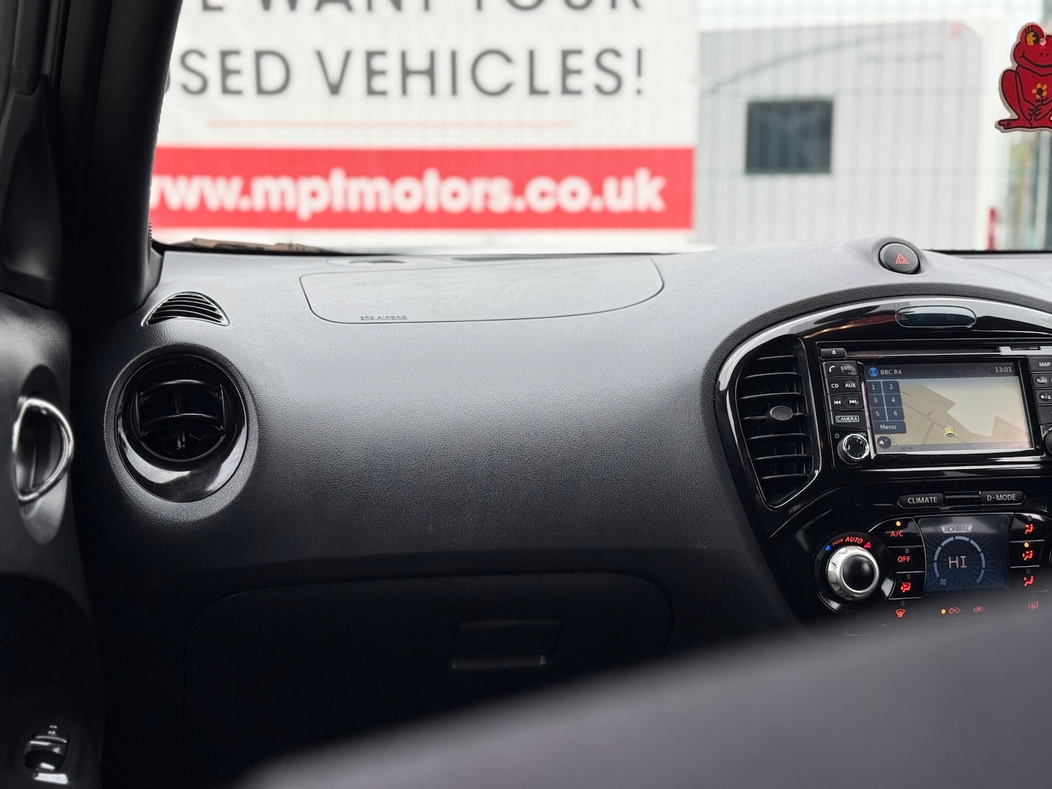 Used Nissan Juke 2015 for sale - 77344600: Photo 46