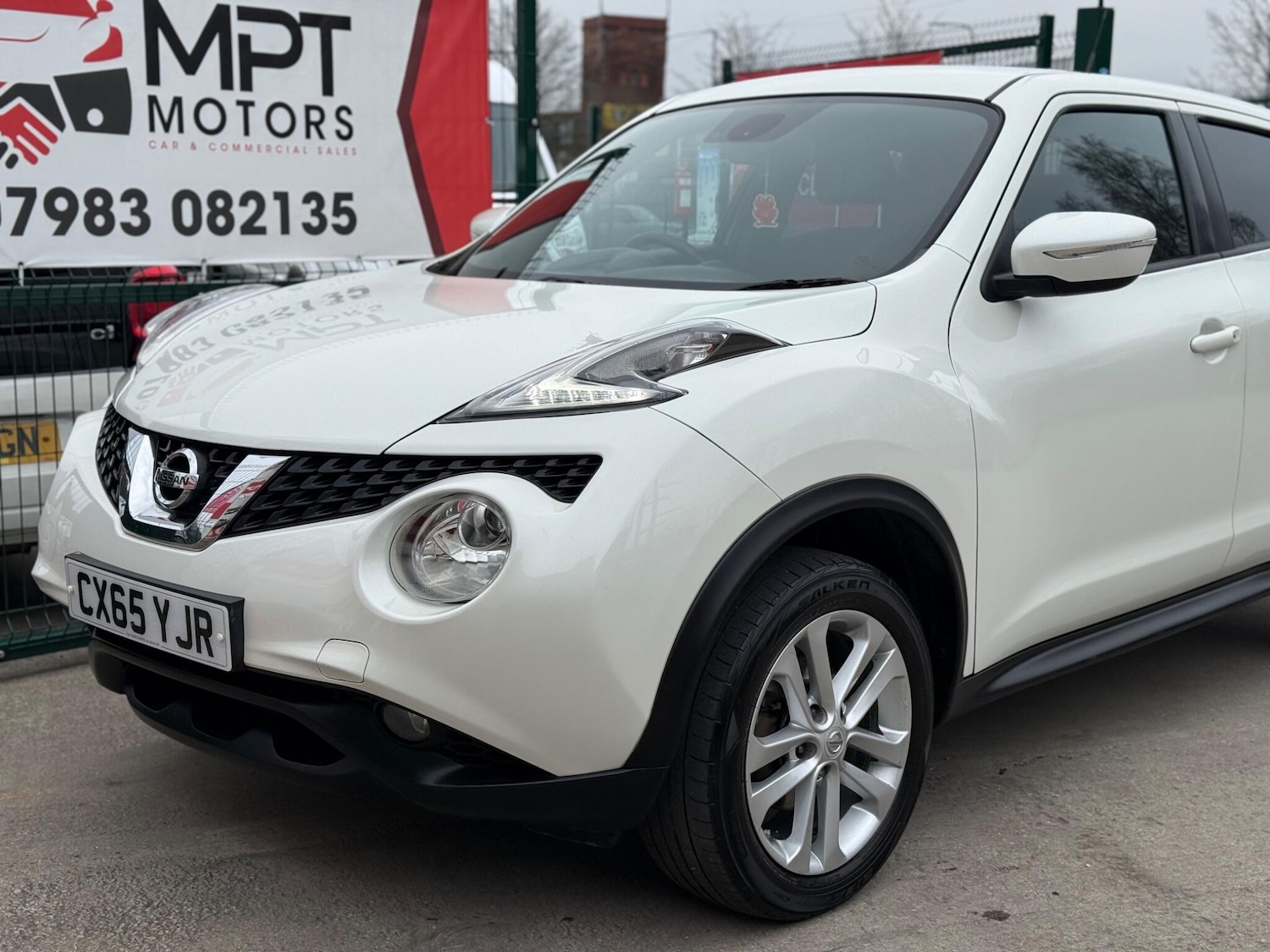Used Nissan Juke 2015 for sale - 77344600: Photo 7