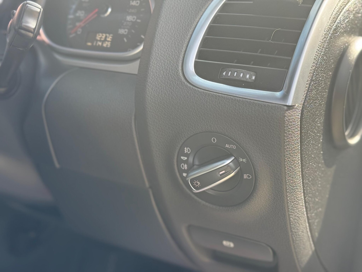 Used Audi Q7 2014 for sale - 76121274: Photo 25