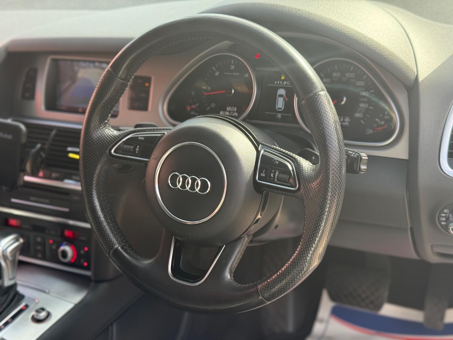 Used Audi Q7 2014 for sale - 76121274: Photo 41