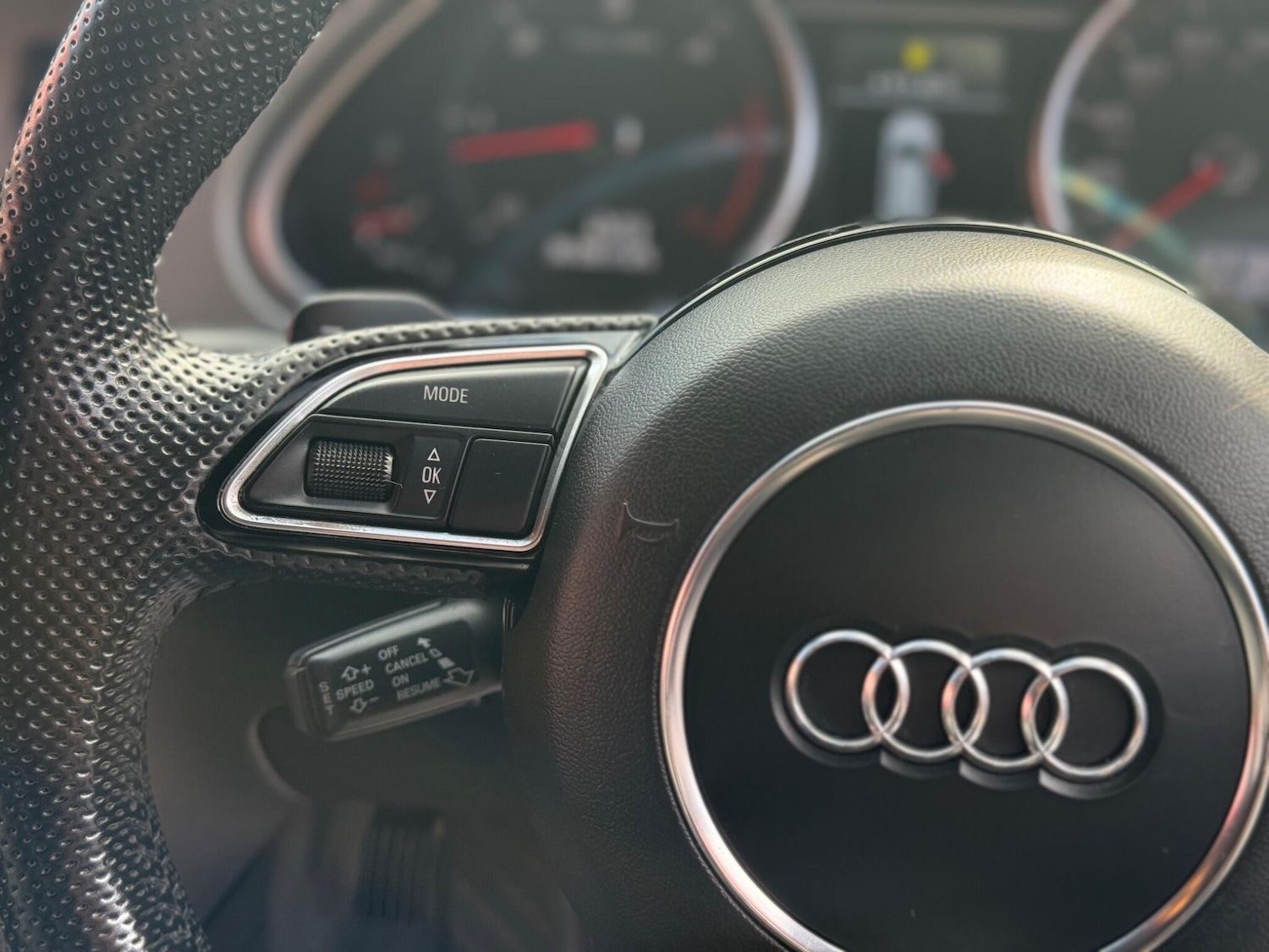 Used Audi Q7 2014 for sale - 76121274: Photo 42