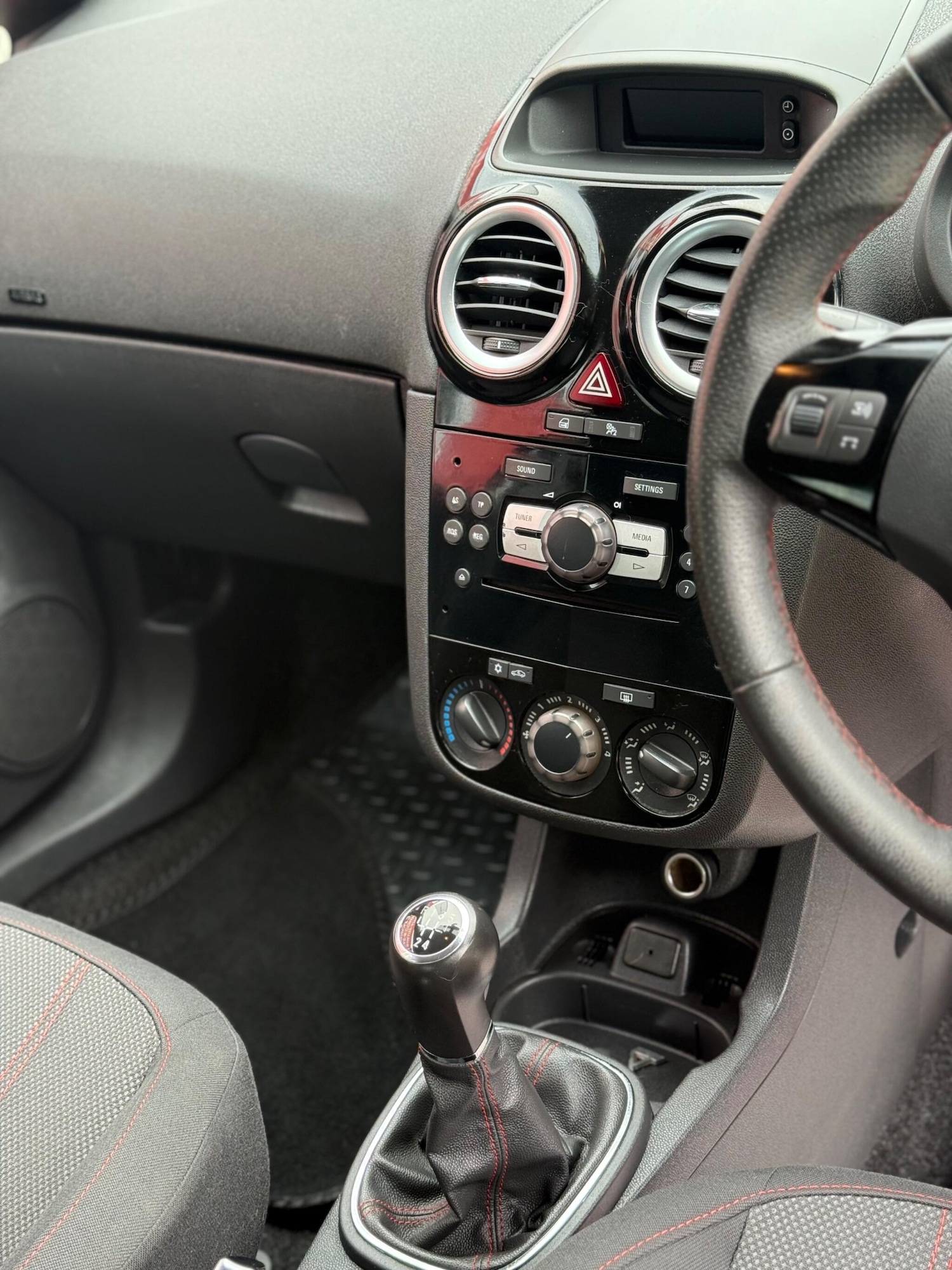 Used Vauxhall Corsa 2012 for sale - 75953860: Photo 13