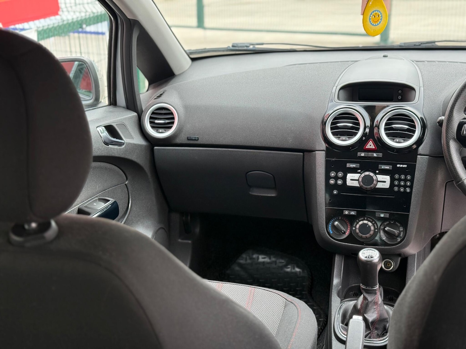 Used Vauxhall Corsa 2012 for sale - 75953860: Photo 15