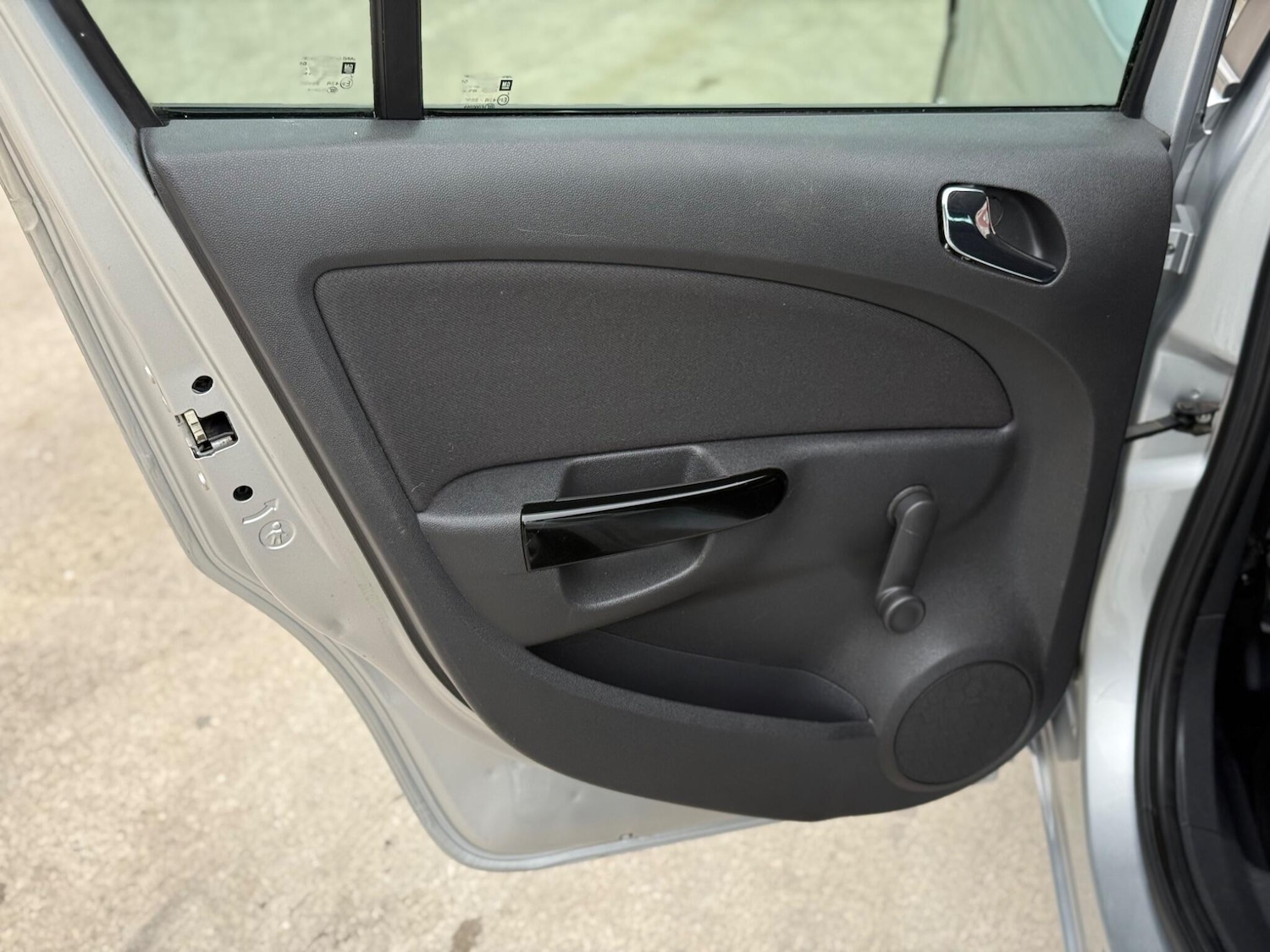 Used Vauxhall Corsa 2012 for sale - 75953860: Photo 30