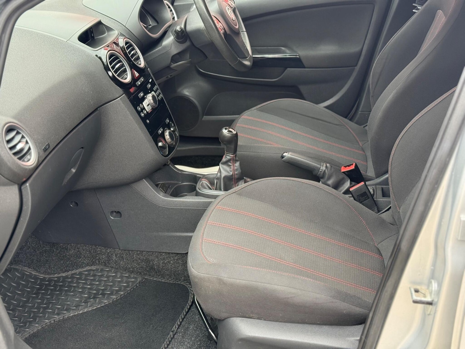 Used Vauxhall Corsa 2012 for sale - 75953860: Photo 36