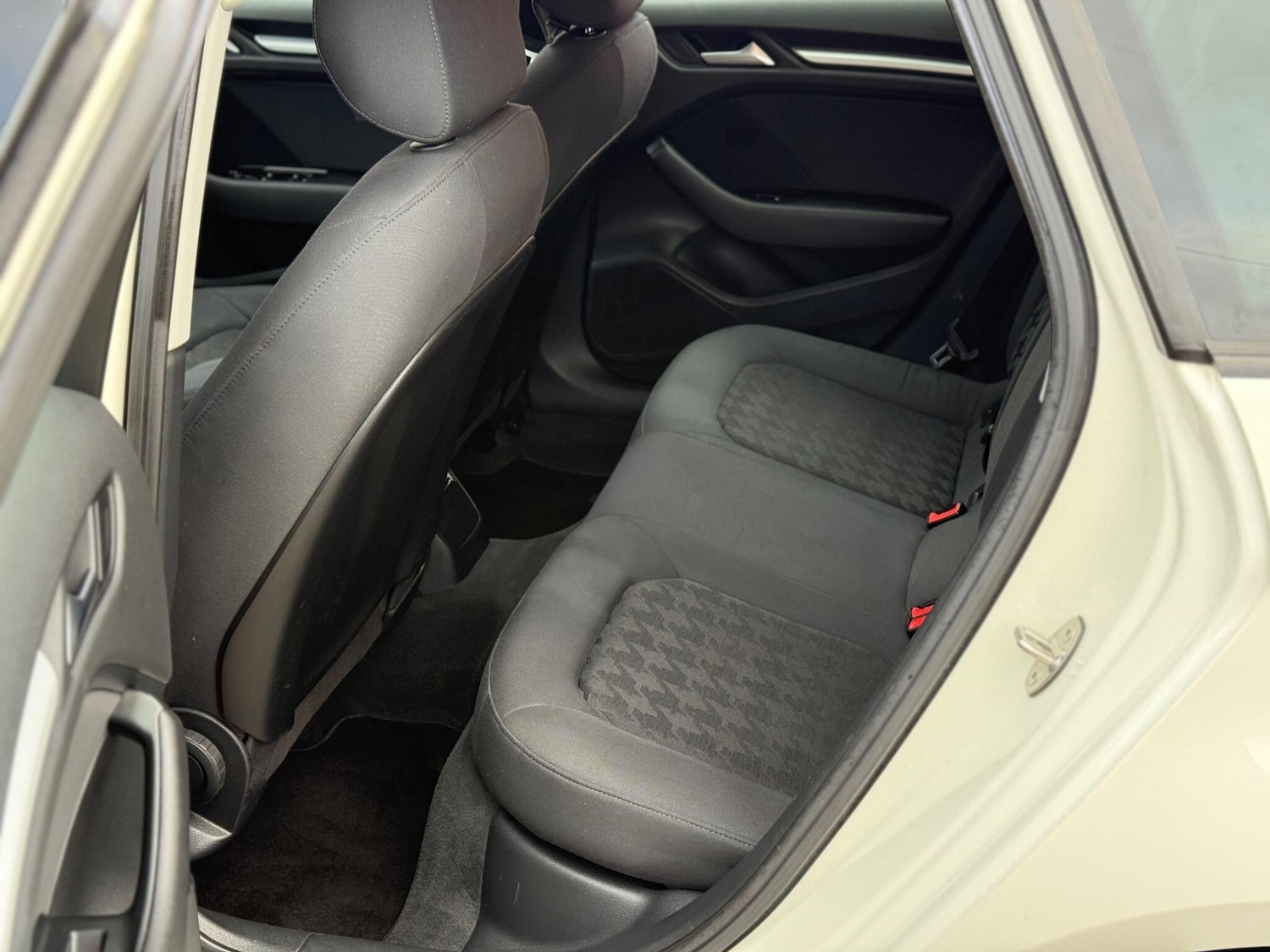 Used Audi A3 2014 for sale - 77343766: Photo 24