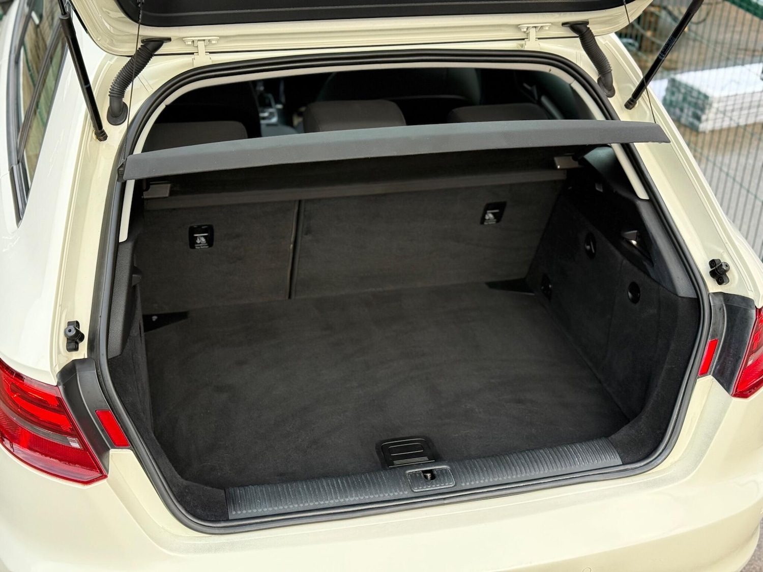 Used Audi A3 2014 for sale - 77343766: Photo 44