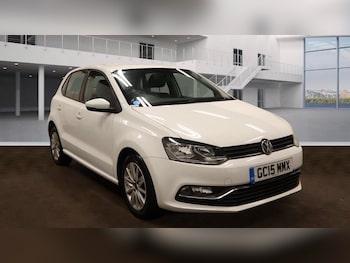 Used Volkswagen Polo 2015 for sale - 77681143: Photo