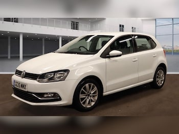 Used Volkswagen Polo 2015 for sale - 77681143: Photo