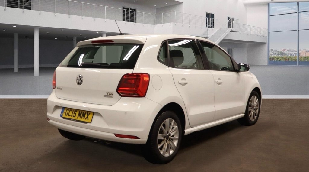 Used Volkswagen Polo 2015 for sale - 77681143: Photo 4