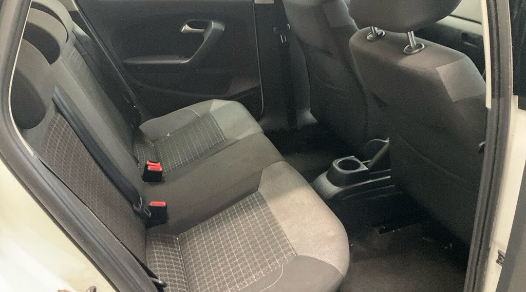 Used Volkswagen Polo 2015 for sale - 77681143: Photo 8