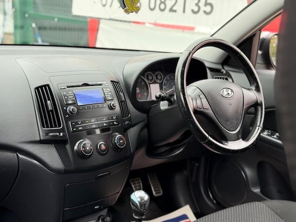 Used Hyundai i30 2010 for sale - 76295758: Photo 15
