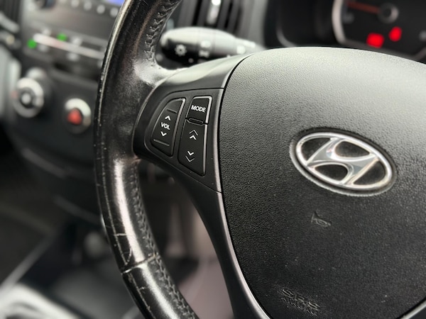 Used Hyundai i30 2010 for sale - 76295758: Photo 39