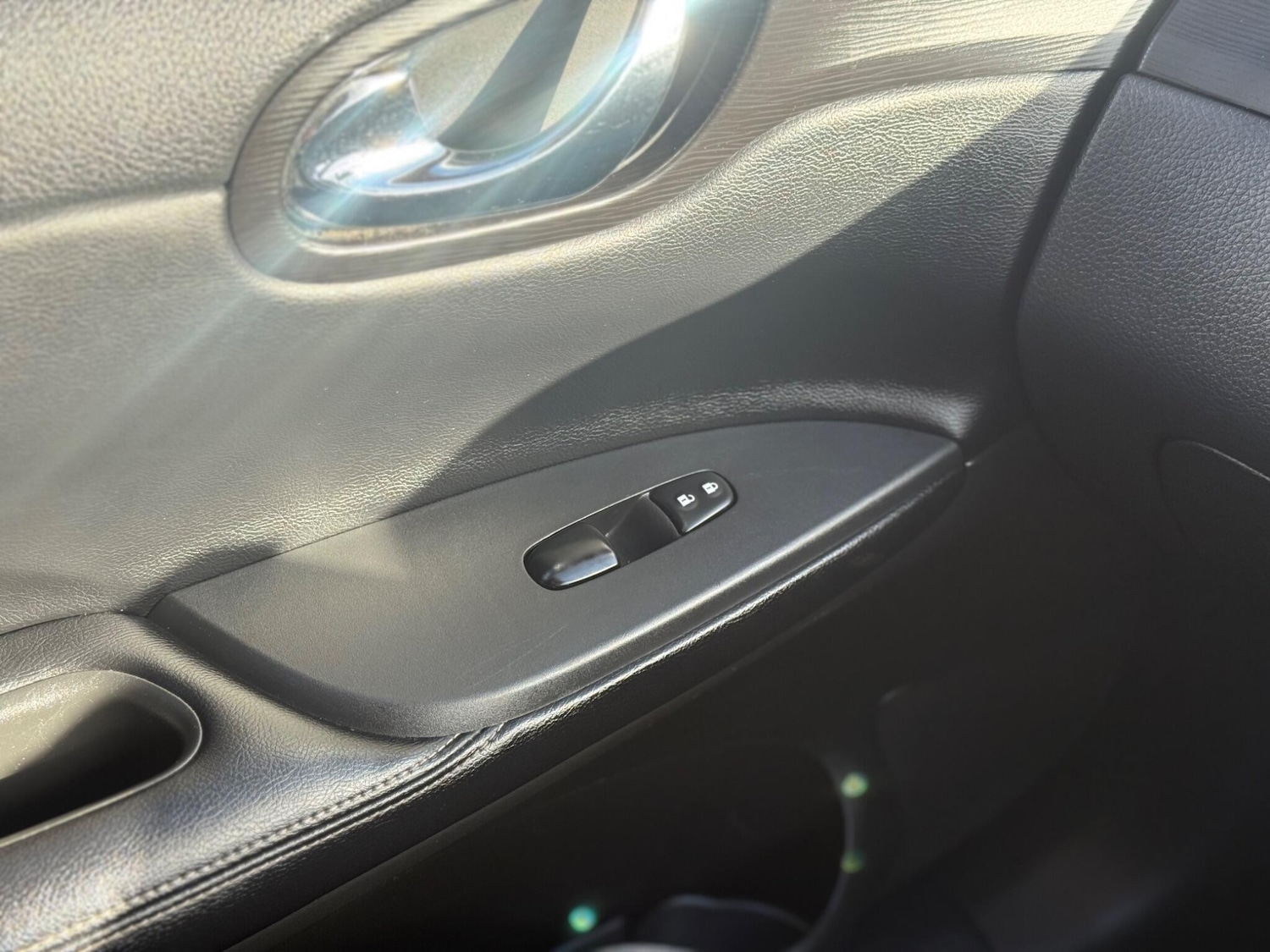 Used Nissan Pulsar 2015 for sale - 76326160: Photo 24